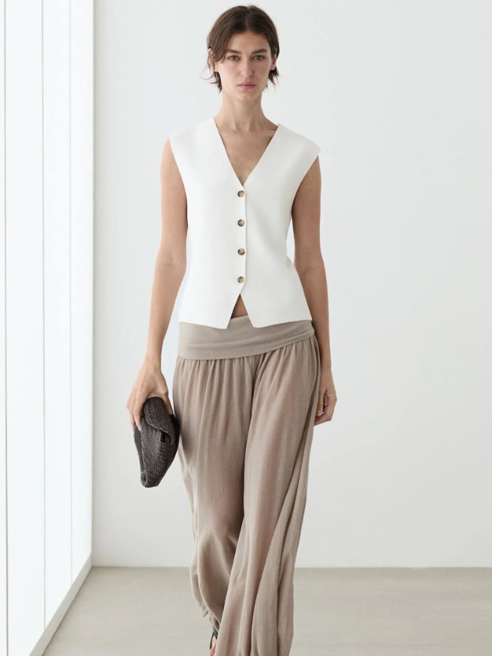 Massimo Dutti Knit waistcoat with button details - XS